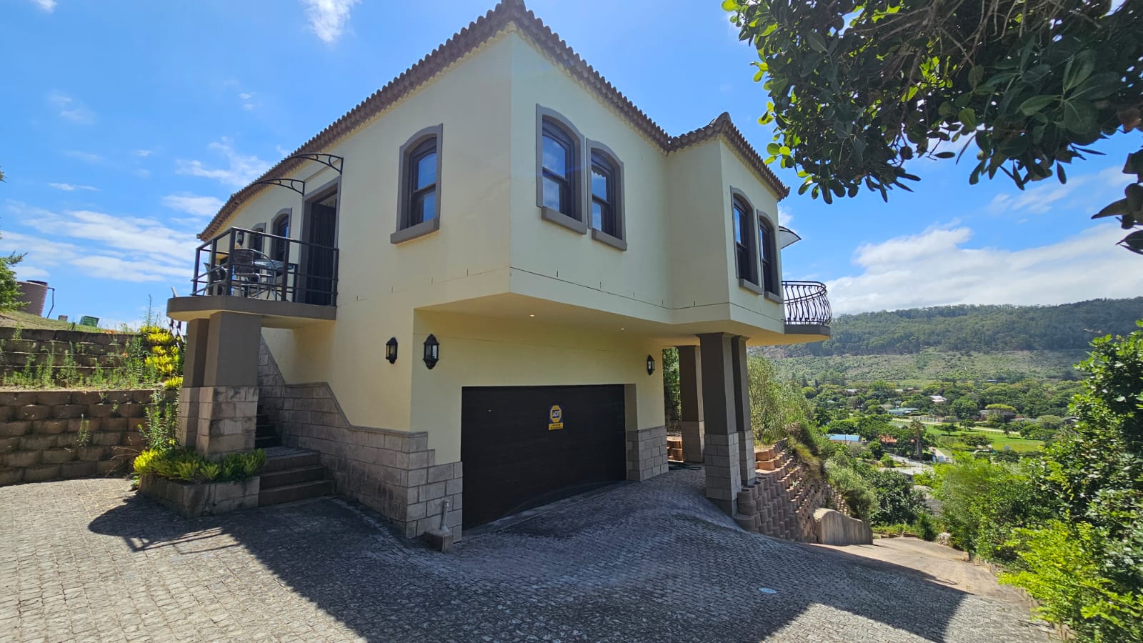 1 Bedroom Property for Sale in The Village Western Cape